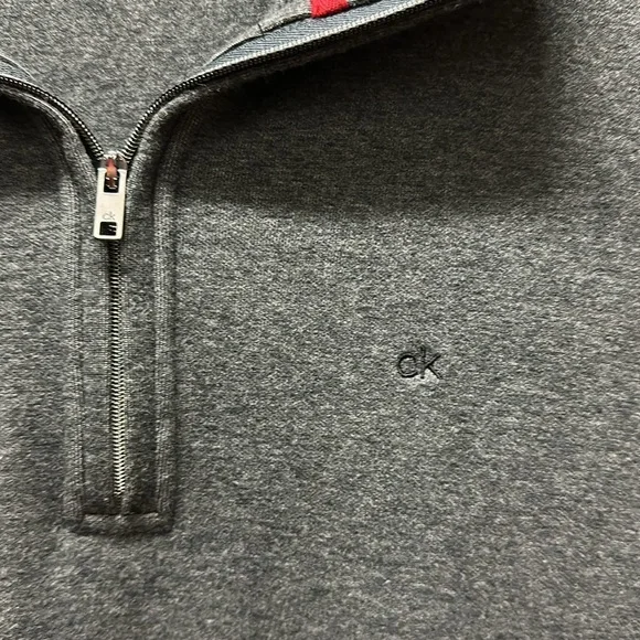 Calvin Klein-The classic quarter zip - Picture 3 of 4